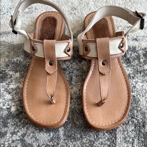Freebird Tan and Cream Sandals